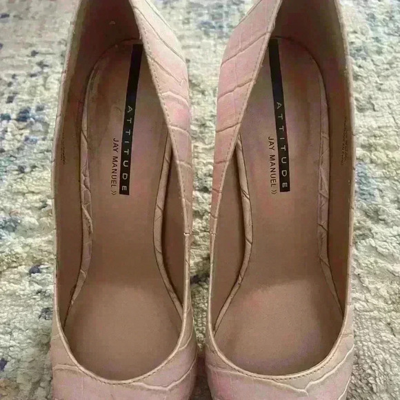 Like New Attitude pump by Jay Manuel size  9 - Picture 5 of 10
